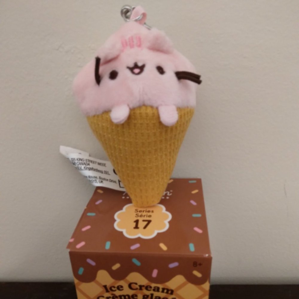 Pusheen Ice Cream Pusheen Surprise Plush Series 17 Pusheen Blind Box, Mini Plush